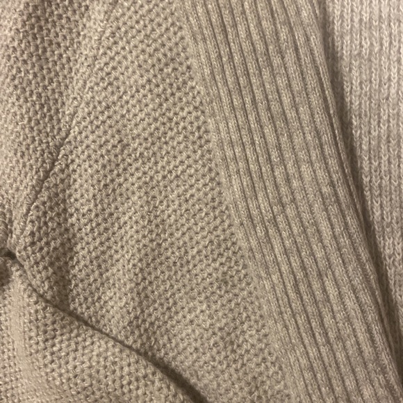 Talula knit cardigan size SM Excellent condition - Picture 3 of 6